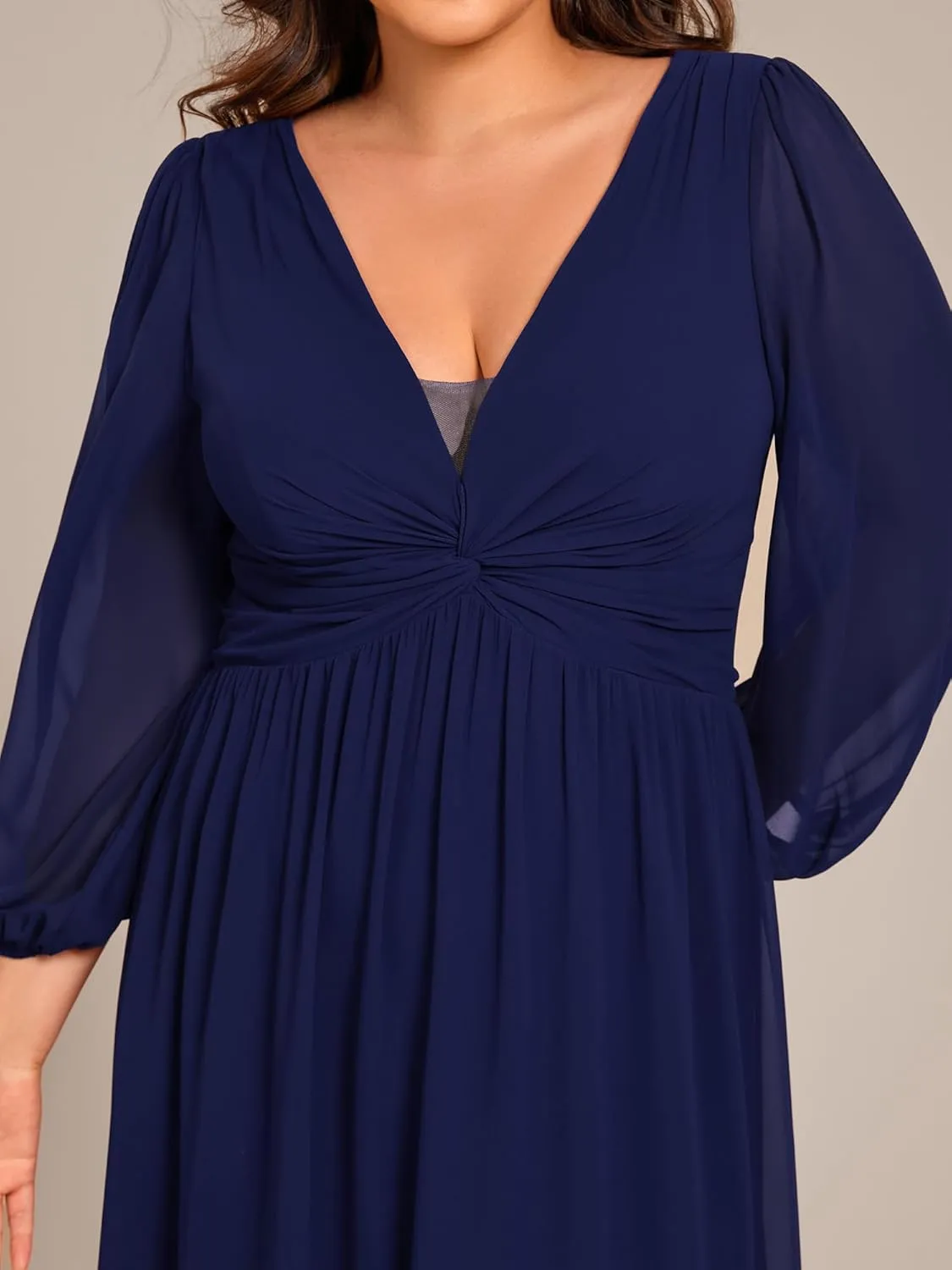 Ever-Pretty Plus Women's V Neck Long Sleeves A Line Pleated Chiffon Plus Size Maxi Formal Evening Dresses 02235-DA