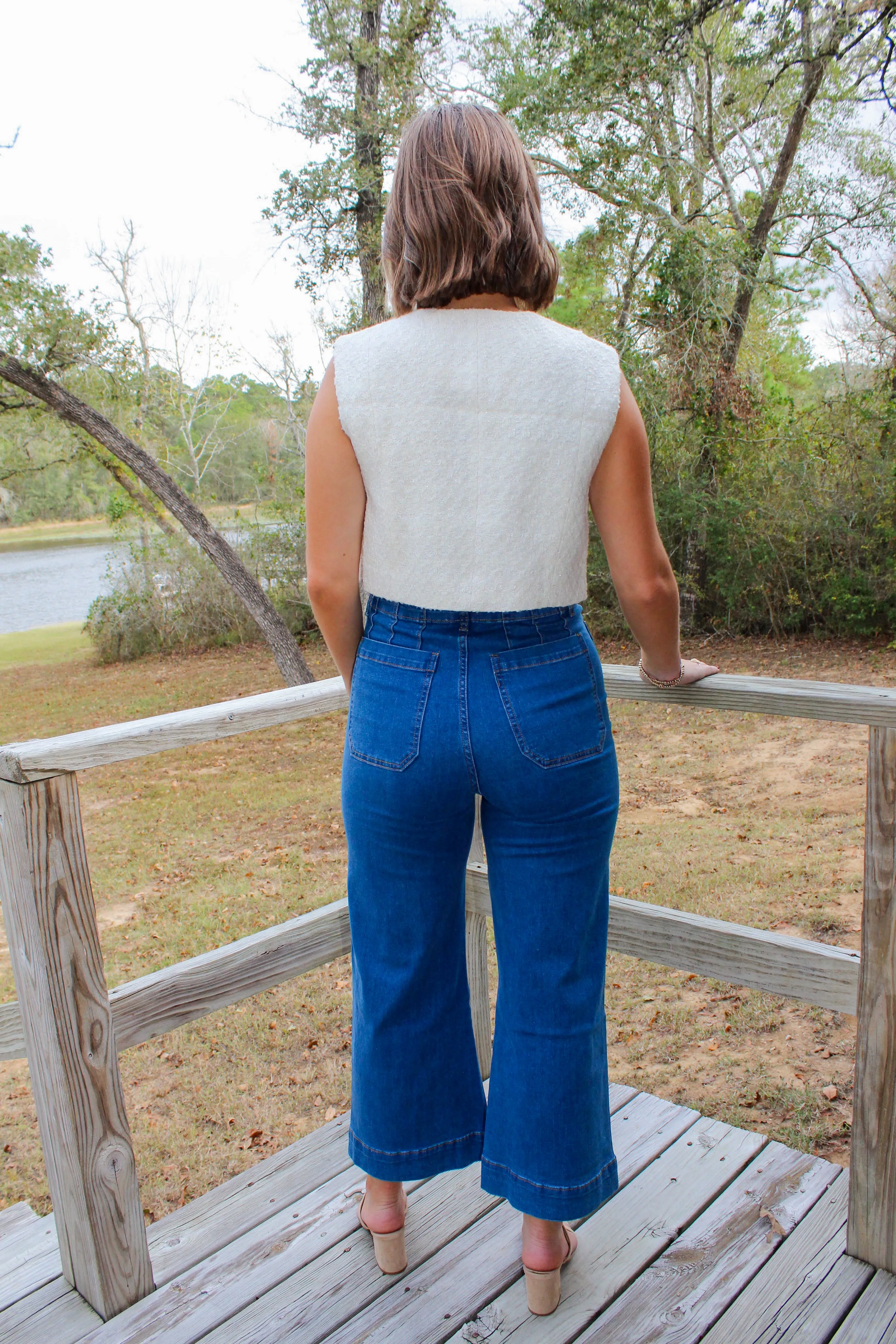 Straight Leg Cropped Jeans
