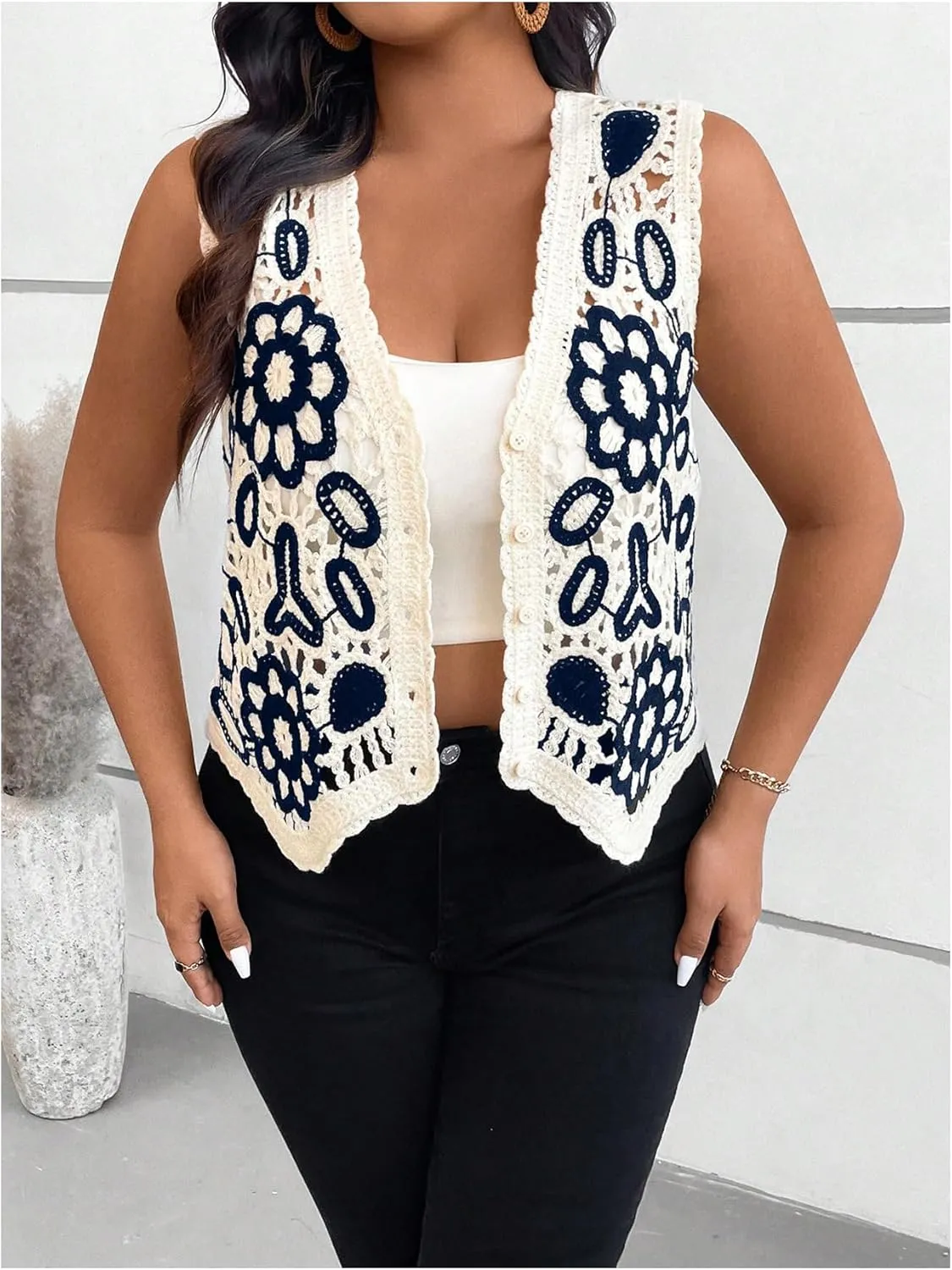 Verdusa Women's Plus Size Button Front V Neck Crochet Sweater Vest Sleeveless Knit Tops