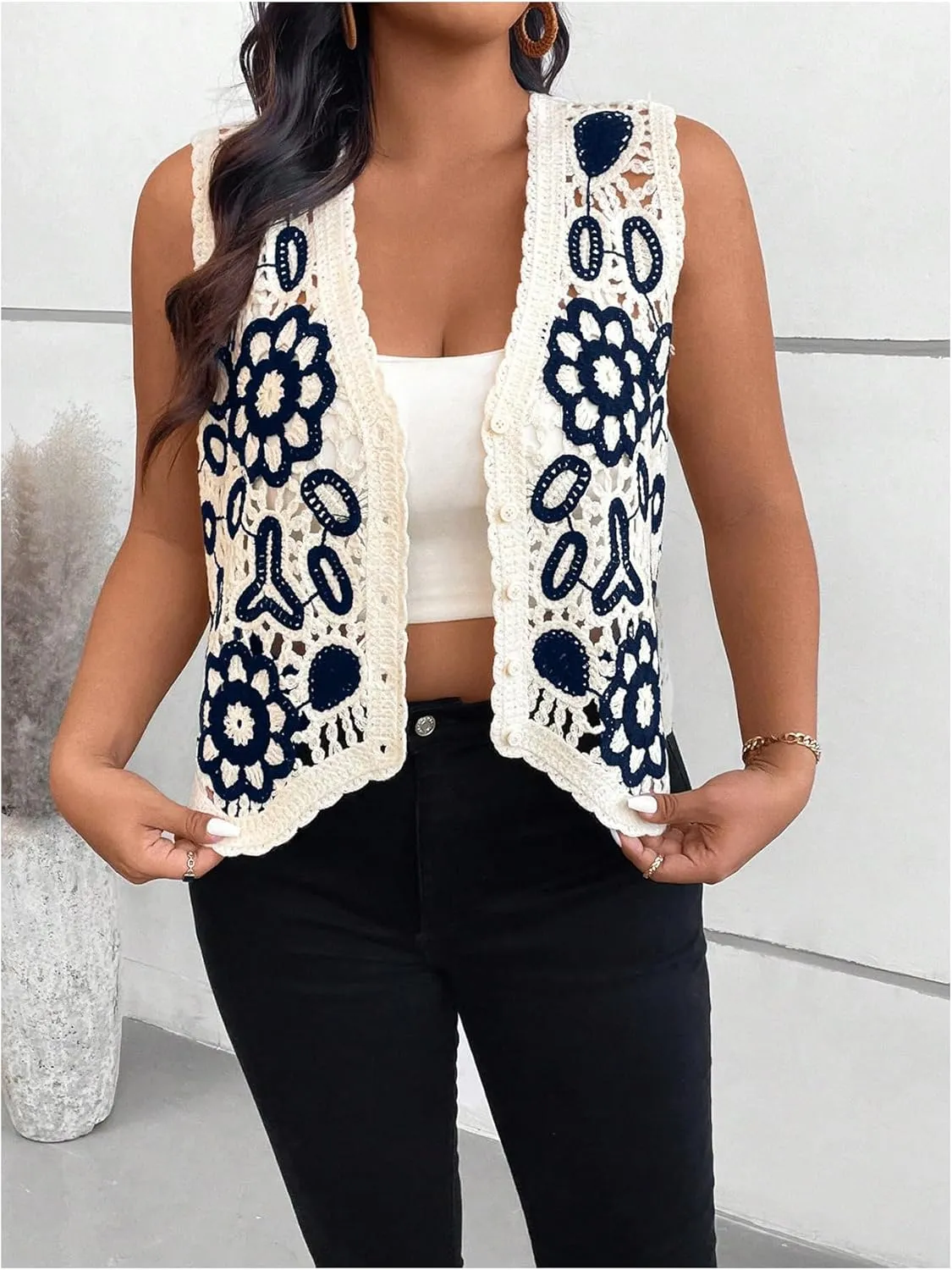 Verdusa Women's Plus Size Button Front V Neck Crochet Sweater Vest Sleeveless Knit Tops