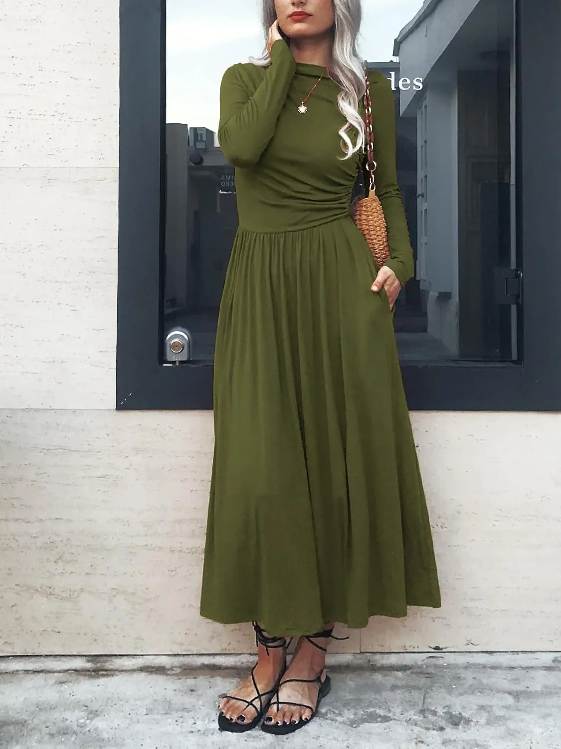 Women's Long Sleeve Maxi Dress 2024 Fall Crewneck Knit Plain Empire Waist Casual Slim Pleated Dresses with Pockets