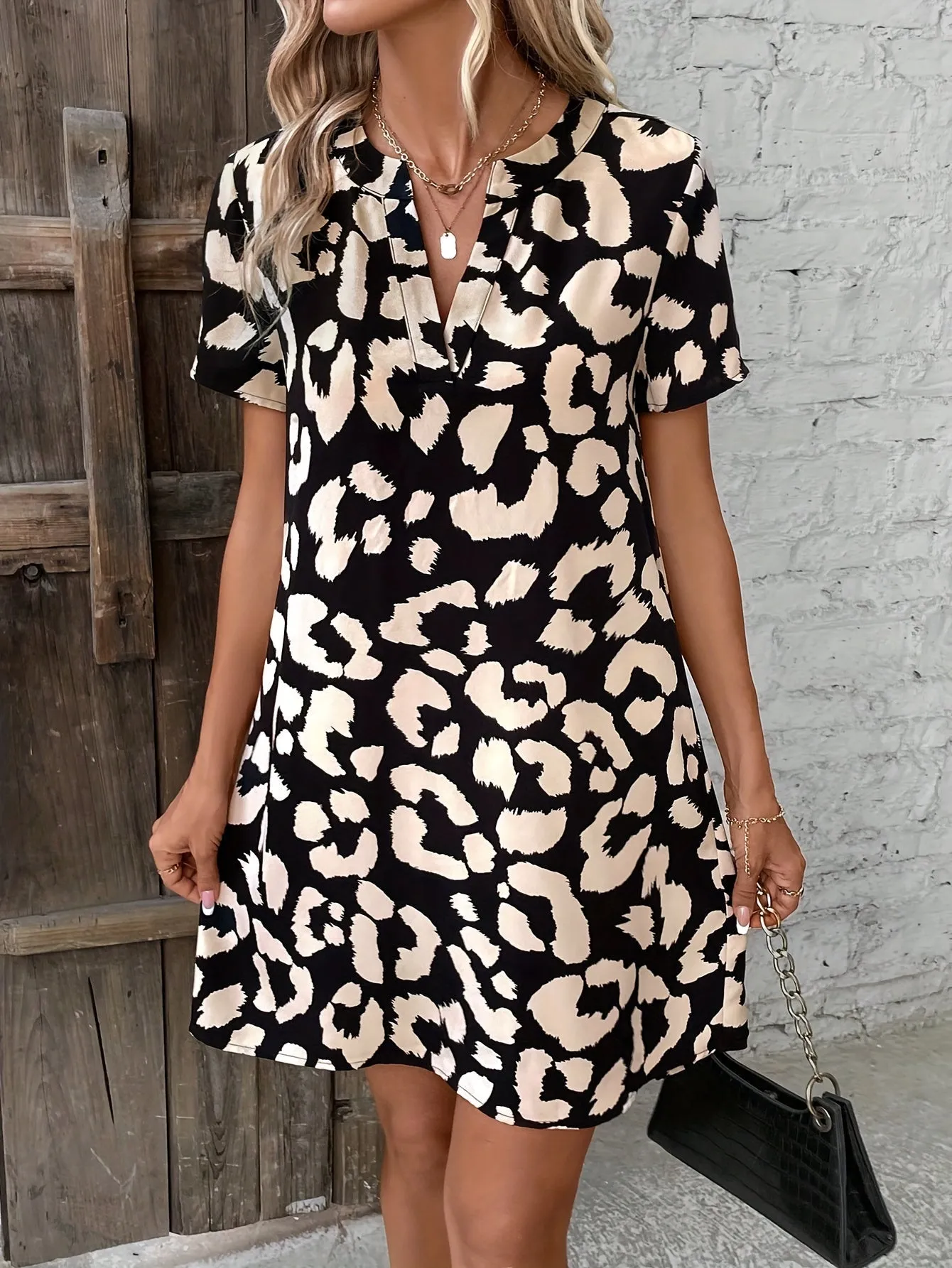 Women's V-Neck Dress - Leopard Print - Short Sleeve Relaxed Fit - Casual Wear